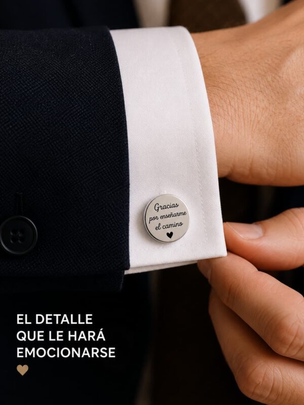Gemelos de acero grabados para novio o testigo